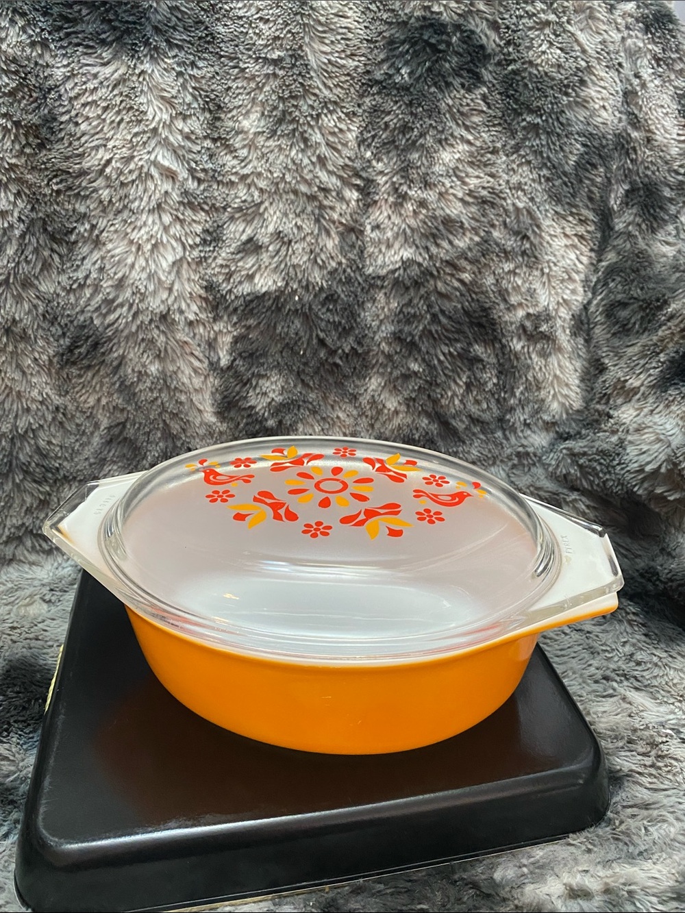 RARE Vintage Pyrex Cinderella oval casserole dish 1.5 Quart